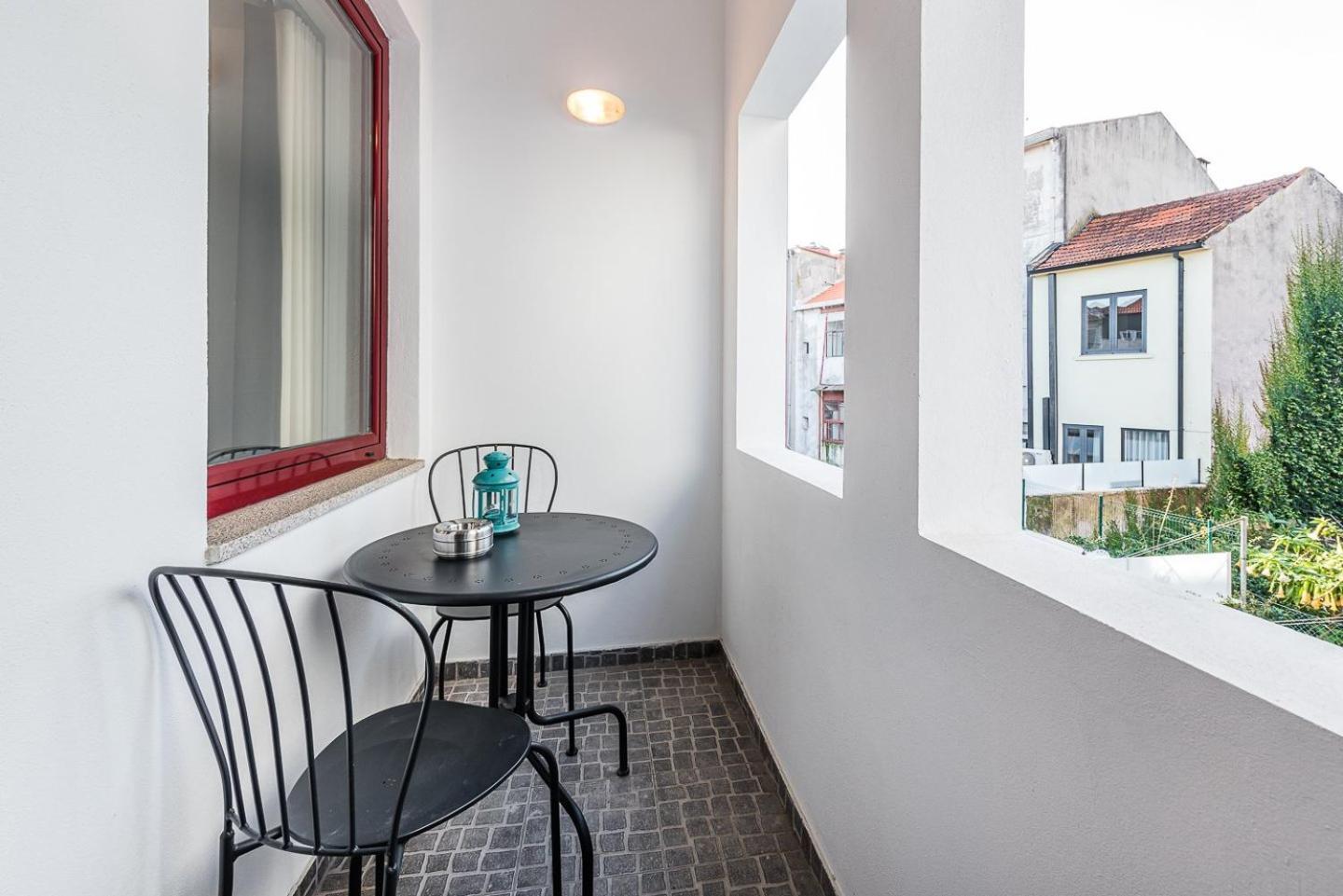 Guestready - Crayon Walls Apts Porto Exterior foto